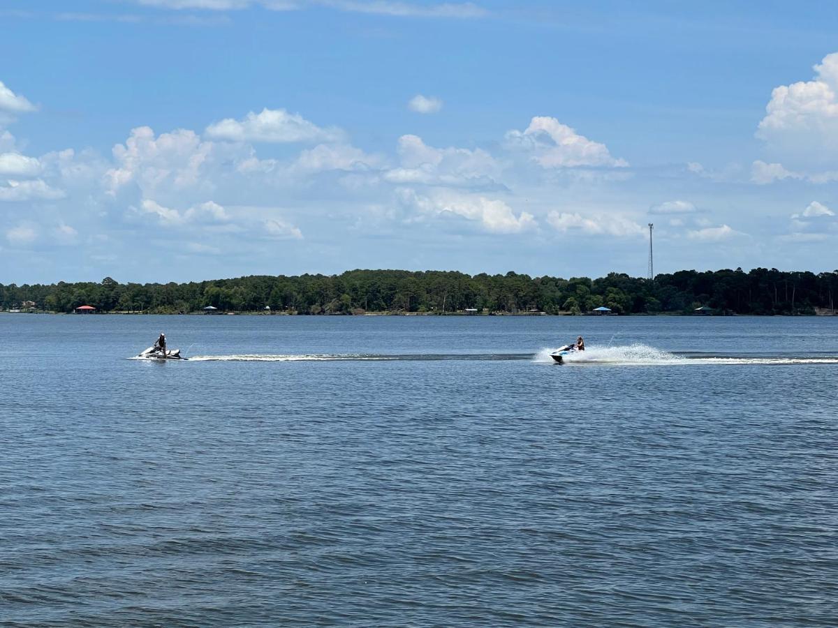 Lakefront Oasis With Private Boat Dock On Lake Palestine Coffee City Ngoại thất bức ảnh